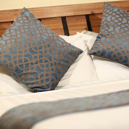 Chamiachi Hotel & Apartments Bamburi Dış mekan fotoğraf