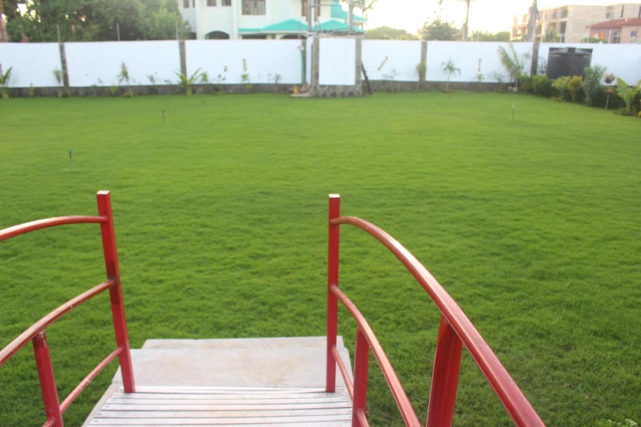 Chamiachi Hotel & Apartments Bamburi Dış mekan fotoğraf