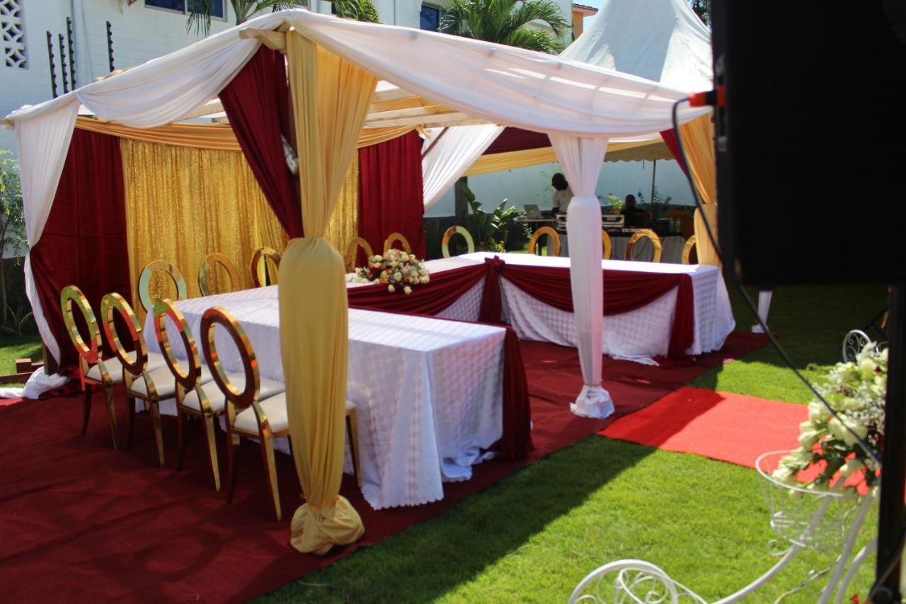 Chamiachi Hotel & Apartments Bamburi Dış mekan fotoğraf