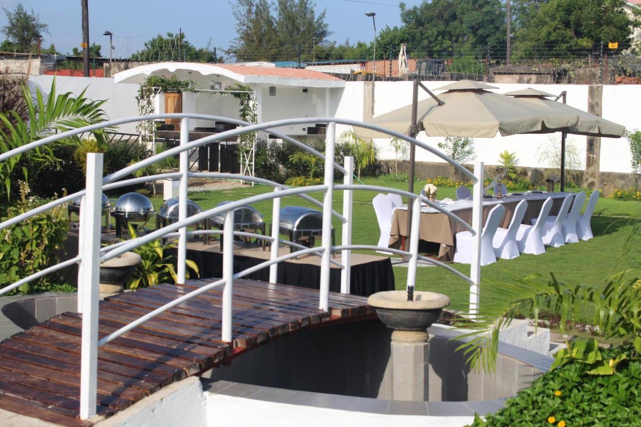 Chamiachi Hotel & Apartments Bamburi Dış mekan fotoğraf