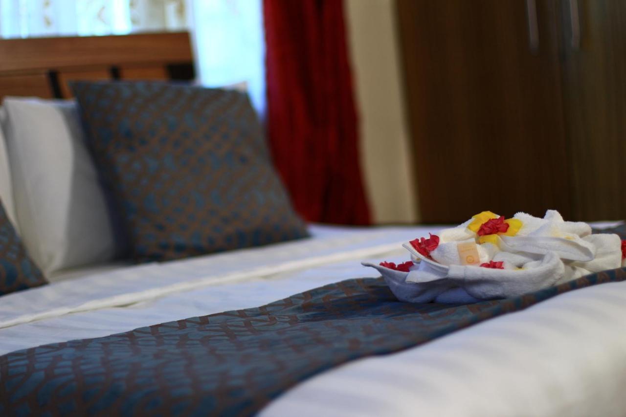 Chamiachi Hotel & Apartments Bamburi Dış mekan fotoğraf