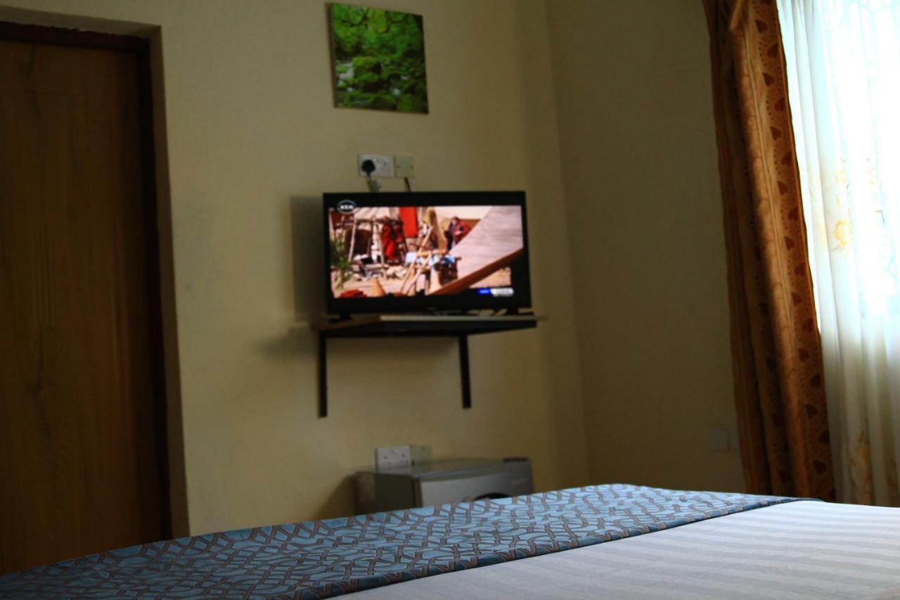 Chamiachi Hotel & Apartments Bamburi Dış mekan fotoğraf